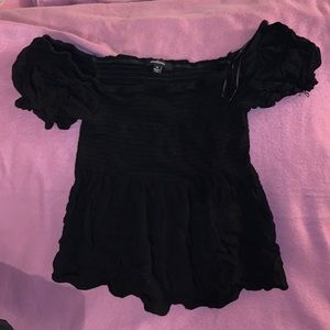 Scrunched lettuce top Off the shoulder top